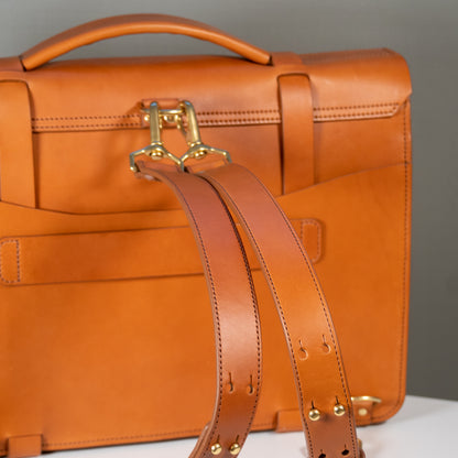 Savoir Faire 3-in-1 backpack/briefcase/messenger - English Tan