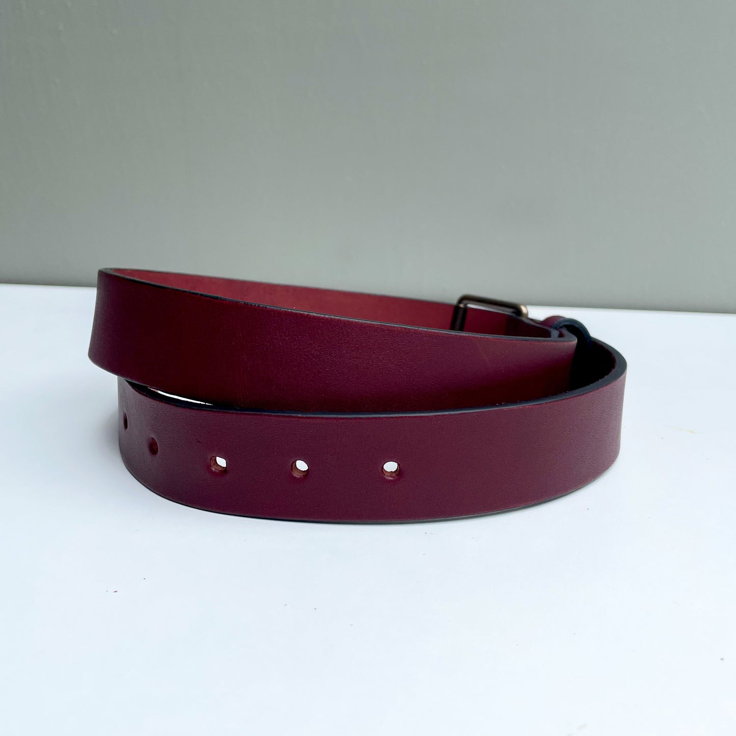 The Calyer - Burgundy with Antique Brass - Size 30
